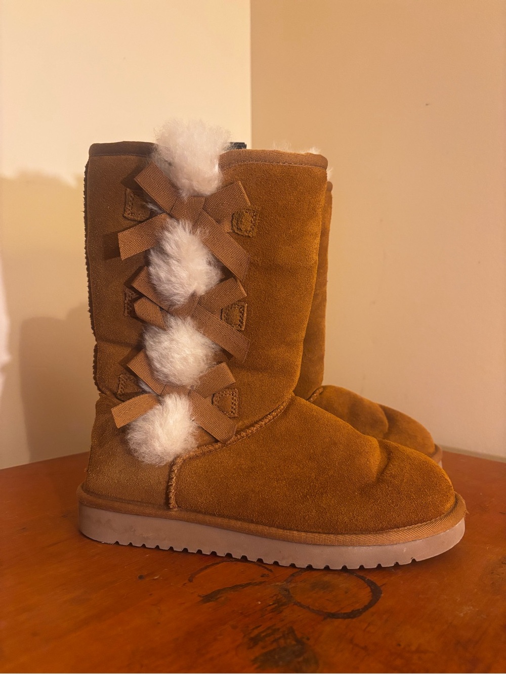 Koolaburra Chestnut Suede Winter Boots with White Fur Trim